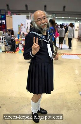 Egy átlagos japán diáklány