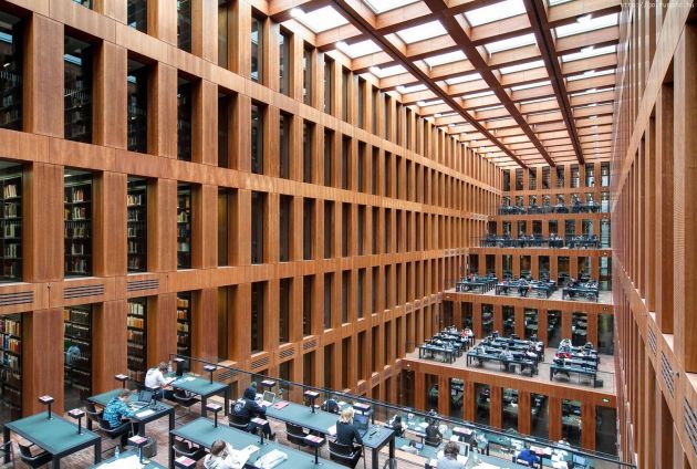 A Humboldt Egyetem könyvtára Berlinben